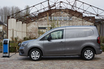 Renault Kangoo Gama Kangoo Furg&oacute;n E-TECH Gama Kangoo Furg&oacute;n E-TECH Veh&iacute;culo comercial Exterior Lateral 5 puertas