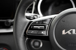 KIA ceed Gama Ceed (versi&oacute;n con volante a la derecha) Ceed GT Line (versi&oacute;n con volante a la derecha) Turismo Interior Mandos volante 5 puertas