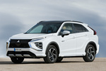 Mitsubishi Eclipse Cross PHEV Kaiteki+ 4WD PHEV Kaiteki+ Todo terreno Blanco Diamante metalizado Exterior Frontal-Lateral 5 puertas