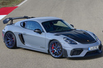 Porsche 718 Cayman GT4 RS Cayman GT4 RS con paquete opcional Weissach Coup&eacute; Arctic Grey Exterior Lateral-Frontal 3 puertas