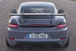 Porsche 718 Cayman GT4 RS Cayman GT4 RS con paquete opcional Weissach Coup&eacute; Arctic Grey Exterior Posterior 3 puertas