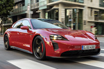 Porsche Taycan GTS Sport Turismo GTS Sport Turismo Turismo familiar Rojo Carm&iacute;n Exterior Lateral-Frontal 5 puertas