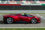 Ferrari Daytona SP3 Descapotable Exterior Lateral 2 puertas