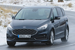 Ford S-MAX 2.5 FHEV 140 kW (190 CV) Vignale Monovolumen Azul Pantera Exterior Frontal-Lateral 5 puertas