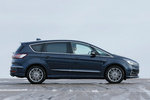Ford S-MAX 2.5 FHEV 140 kW (190 CV) Vignale Monovolumen Azul Pantera Exterior Lateral 5 puertas