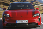 Porsche Taycan GTS GTS Turismo Rojo Carm&iacute;n Exterior Frontal 5 puertas