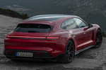 Porsche Taycan GTS Sport Turismo GTS Sport Turismo Turismo familiar Rojo Carm&iacute;n Exterior Posterior-Lateral 5 puertas