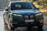 BMW iX xDrive40 Paquete deportivo Signature con Titanbronze Todo terreno Storm Bay Metalizado Exterior Lateral-Frontal 5 puertas