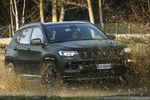 Jeep Compass Edici&oacute;n 80 Aniversario 4xe Edici&oacute;n 80 Aniversario 4xe Todo terreno Verde Urban con Techo Negro Exterior Lateral-Frontal 5 puertas