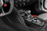 Audi R8 Coup&eacute; V10 FSI RWD S tronic Coup&eacute; V10 RWD Coup&eacute; Interior Consola Central 2 puertas