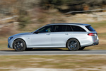 Mercedes-Benz Clase E E 300 de 4MATIC Estate Estate 300 de AMG Line con Paquete Night  Turismo familiar Plata Mojave Exterior Lateral 4 puertas