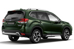 Subaru Forester Gama Forester MHEV Gama Forester MHEV Todo terreno Cascade Green Silica Exterior Posterior-Lateral 5 puertas