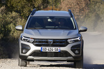 Dacia Jogger ECO-G 100 5 plazas Comfort 5 plazas Turismo familiar Gris Moonstone Exterior Frontal 5 puertas