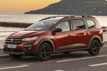 Dacia Jogger TCe 110 7 plazas Xtreme Limited Edition 7 plazas Turismo familiar Naranja Terracota Exterior Frontal-Lateral 5 puertas