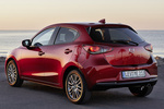 Mazda Mazda2 e-SKYACTIV G 1.5 66 kW (90 CV) M Hybrid Gama Mazda2 Turismo Soul Red Crystal Exterior Lateral-Posterior 5 puertas