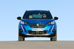 Peugeot 2008 e-2008 100 kW (136 CV) e-2008 GT Pack Todo terreno Azul V&eacute;rtigo Exterior Frontal 5 puertas