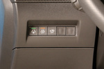 Peugeot 2008 e-2008 100 kW (136 CV) e-2008 GT Pack Todo terreno Interior Mandos salpicadero 5 puertas