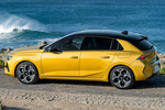 Opel Astra PHEV 1.6 Turbo 132 kW (180 CV) AT8 Ultimate PHEV Turismo Kult Yellow Exterior Cenital-Lateral-Posterior 5 puertas