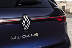 Renault M&eacute;gane Gama E-TECH Electric iconic Turismo Azul Noche con Techo Negro Exterior Pilotos 5 puertas