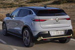 Renault M&eacute;gane Gama E-TECH Electric iconic Turismo Gris Zinc con Techo Negro Exterior Lateral-Posterior 5 puertas