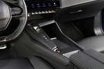 Peugeot 308 Hybrid 225 eEAT8 GT Pack Hybrid Turismo Interior Consola Central 5 puertas