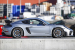 Porsche 718 Cayman GT4 RS Cayman GT4 RS con paquete opcional Weissach Coup&eacute; Plata GT Metalizado Exterior Lateral 3 puertas