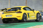 Porsche 718 Cayman GT4 RS Cayman GT4 RS con paquete opcional Weissach Coup&eacute; Amarillo Racing Exterior Posterior-Lateral 3 puertas