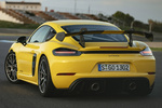 Porsche 718 Cayman GT4 RS Cayman GT4 RS con paquete opcional Weissach Coup&eacute; Amarillo Racing Exterior Lateral-Posterior 3 puertas