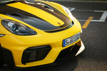 Porsche 718 Cayman GT4 RS Cayman GT4 RS con paquete opcional Weissach Coup&eacute; Amarillo Racing Exterior Faro 3 puertas