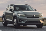 Volvo XC40 Recharge El&eacute;ctrico Puro Twin Gama XC40 Recharge El&eacute;ctrico Puro Todo terreno Verde Sage Exterior Lateral-Frontal 5 puertas