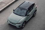 Volvo XC40 Recharge El&eacute;ctrico Puro Twin Gama XC40 Recharge El&eacute;ctrico Puro Todo terreno Verde Sage Exterior Cenital-Frontal-Lateral 5 puertas