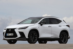 Lexus NX 350h 4WD F Sport 350h Todo terreno Blanco Nova Exterior Frontal-Lateral 5 puertas