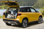 Suzuki Vitara 1.5 Strong Hybrid AGS Strong Hybrid Todo terreno Amarillo Solar Bicolor Negro Exterior Maletero 5 puertas