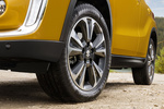 Suzuki Vitara 1.5 Strong Hybrid AGS Strong Hybrid Todo terreno Amarillo Solar Bicolor Negro Exterior Llanta 5 puertas