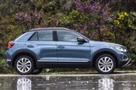 Volkswagen T-Roc 1.0 TSI 81 kW (110 CV) Life Todo terreno Petroleum Blue Metalizado con Techo Negro Exterior Lateral 5 puertas