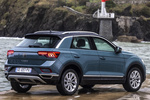 Volkswagen T-Roc 1.0 TSI 81 kW (110 CV) Life Todo terreno Petroleum Blue Metalizado con Techo Negro Exterior Posterior-Lateral 5 puertas