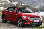 Volkswagen T-Roc Cabrio 1.5 TSI 110 kW (150 CV) DSG Cabrio R Line Todo terreno Rojo Intenso Metalizado Exterior Lateral-Frontal 5 puertas
