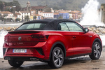 Volkswagen T-Roc Cabrio 1.5 TSI 110 kW (150 CV) DSG Cabrio R Line Todo terreno Rojo Intenso Metalizado Exterior Posterior-Lateral 5 puertas