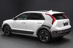 KIA Niro Gama Niro EV Emotion EV Todo terreno Clear White Exterior Lateral-Posterior 5 puertas