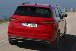 Skoda Karoq 2.0 TSI 140 kW (190 CV) DSG 4x4 Sportline Todo terreno Rojo Velvet Metalizado Exterior Posterior-Lateral 5 puertas