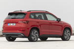 Skoda Karoq 2.0 TSI 140 kW (190 CV) DSG 4x4 Sportline Todo terreno Rojo Velvet Metalizado Exterior Posterior-Lateral 5 puertas