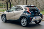 Toyota Aygo X Cross Trendy Edition S-CVT Cross Trendy Edition Todo terreno Bi-tono Ginger Exterior Lateral-Posterior 5 puertas
