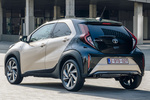 Toyota Aygo X Cross Trendy Edition S-CVT Cross Trendy Edition Todo terreno Bi-tono Ginger Exterior Lateral-Posterior 5 puertas