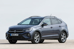 Volkswagen Taigo 1.0 TSI 81 kW (110 CV) DSG R Line Todo terreno Gris Intenso Metalizado Exterior Frontal-Lateral 5 puertas
