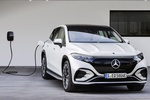 Mercedes-Benz EQS Gama EQS SUV AMG Line EQS SUV Todo terreno Blanco Diamante Metalizado Exterior Toma de recarga 5 puertas
