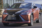 Lexus RZ 450e Luxury Todo terreno Bitono Sonic Copper Exterior Frontal-Lateral 5 puertas
