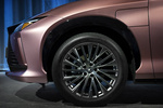 Lexus RZ 450e Luxury Todo terreno Bitono Sonic Copper Exterior Llanta 5 puertas