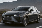 Lexus RZ 450e Core Todo terreno Sonic Chrome Exterior Frontal-Lateral 5 puertas