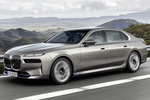BMW i7 i7 xDrive60 i7 xDrive60 Turismo Sparkling Copper Grey Exterior Frontal-Lateral 4 puertas