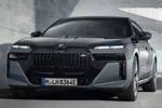 BMW Serie 7 M760e xDrive M760e xDrive Turismo Saphirschwarz Metallic Two-Tone Exterior Frontal-Lateral 4 puertas